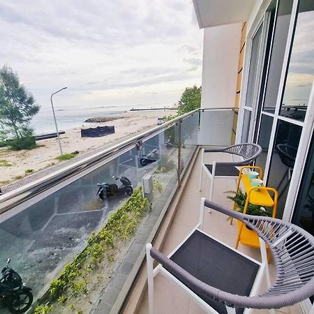 Astria Homes- Your Seaside Home 胡鲁马累 外观 照片