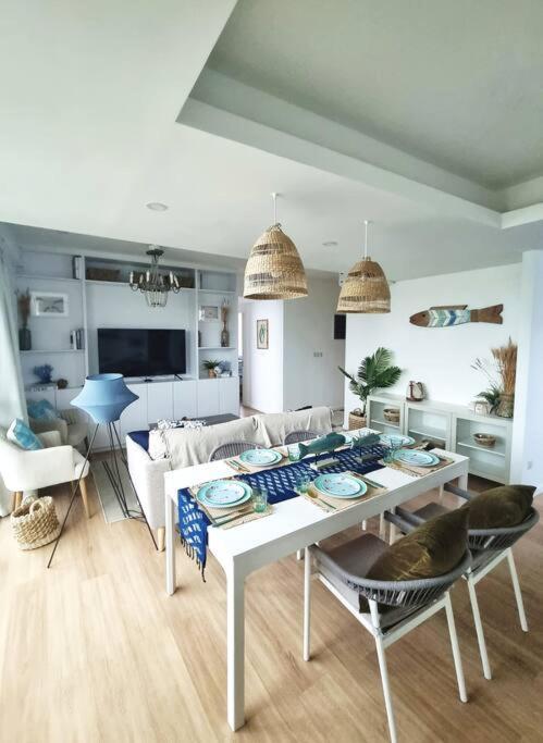 Astria Homes- Your Seaside Home 胡鲁马累 外观 照片